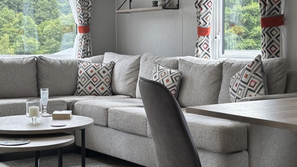 Living area in Willerby Astoria at Lodge Coppice