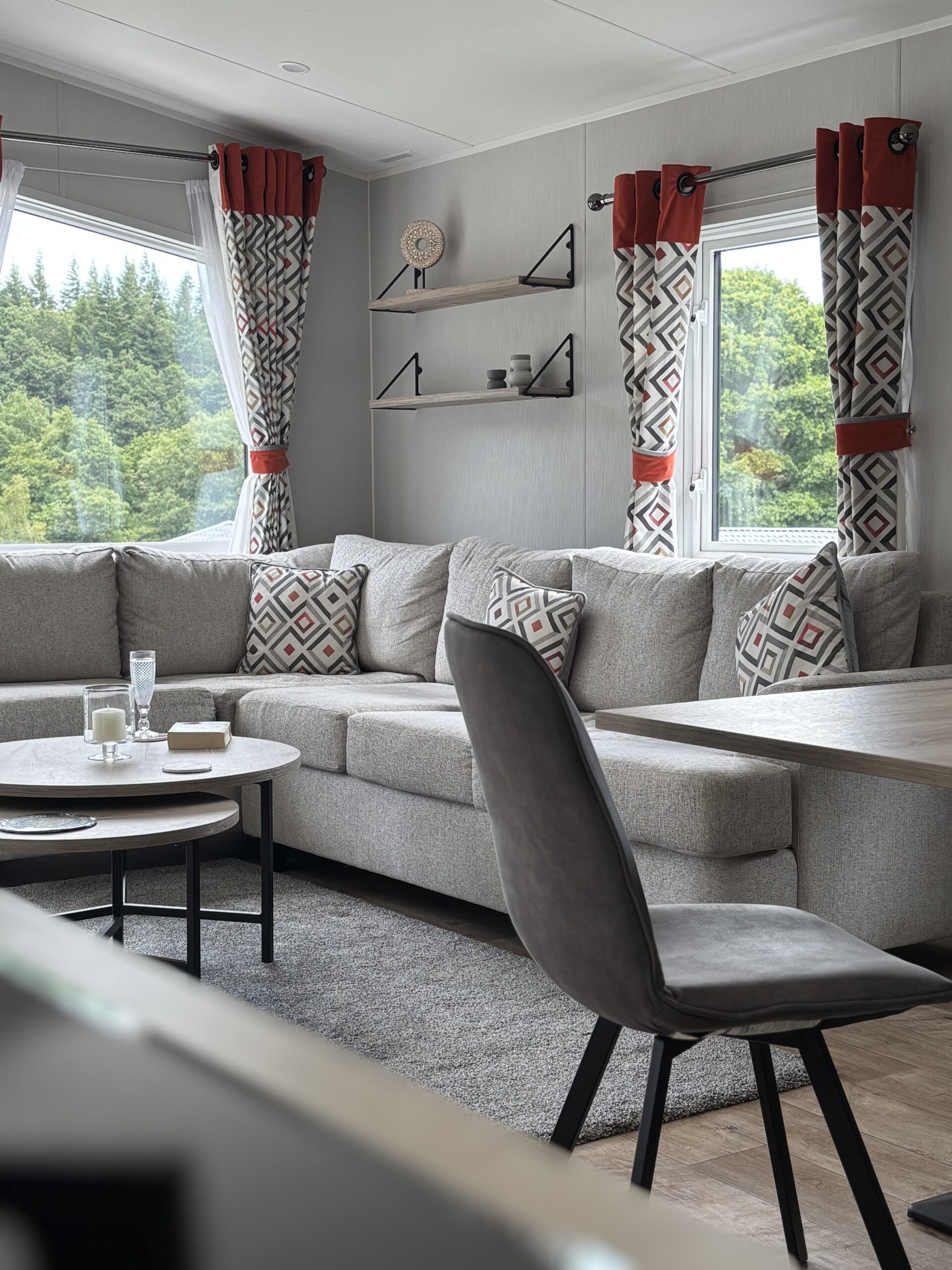 Living area in Willerby Astoria at Lodge Coppice